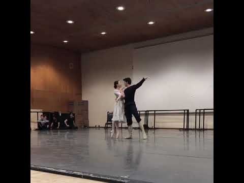 Manon Rehearsal - Roberto Bolle and Hee Seo
