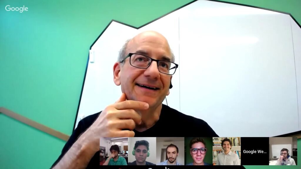 English Google Webmaster Central office-hours hangout