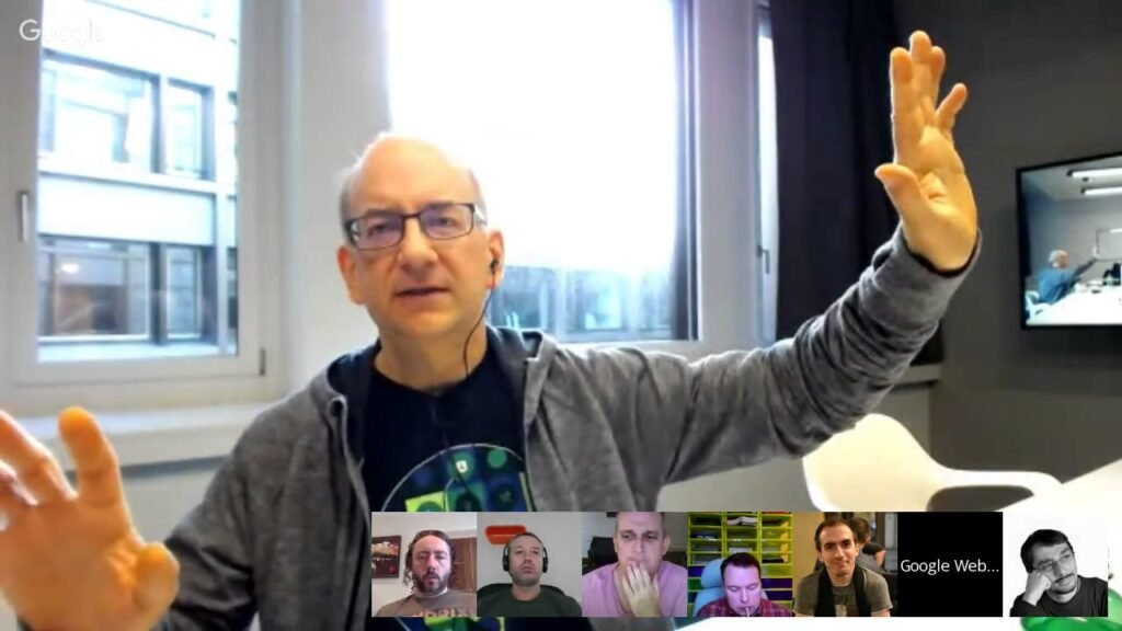 English Google Webmaster Central office-hours hangout